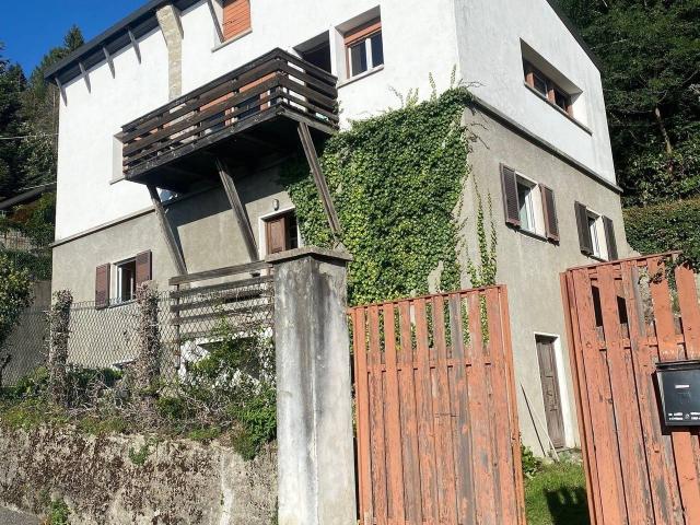 Villa Indipendente in vendita a San Maurizio, Brunate