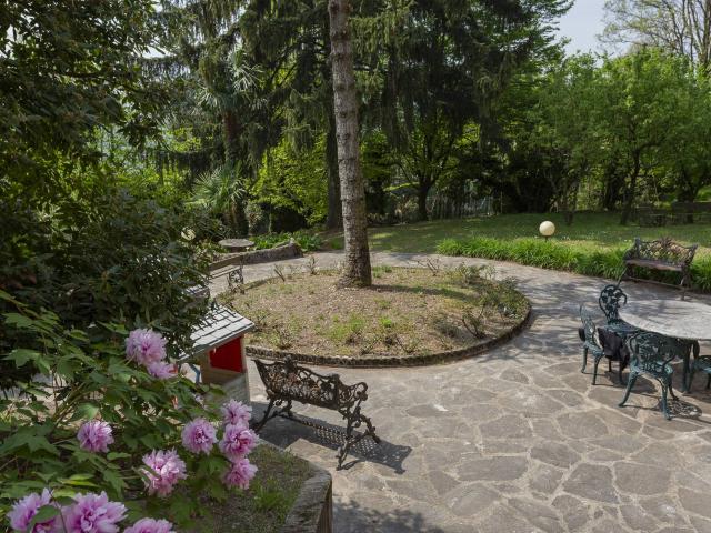 Villa Indipendente in vendita a Brunate, Lombardia