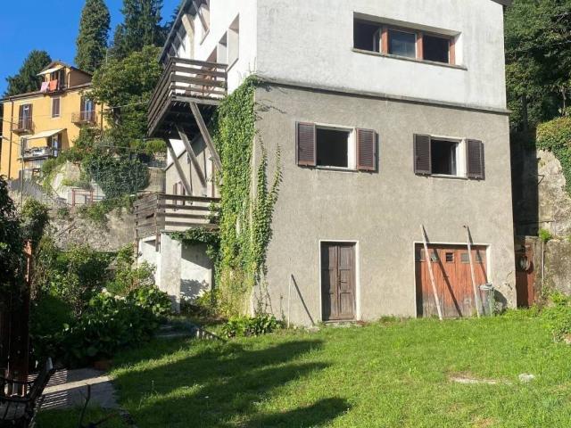 Villa Indipendente in vendita a San Maurizio, Brunate