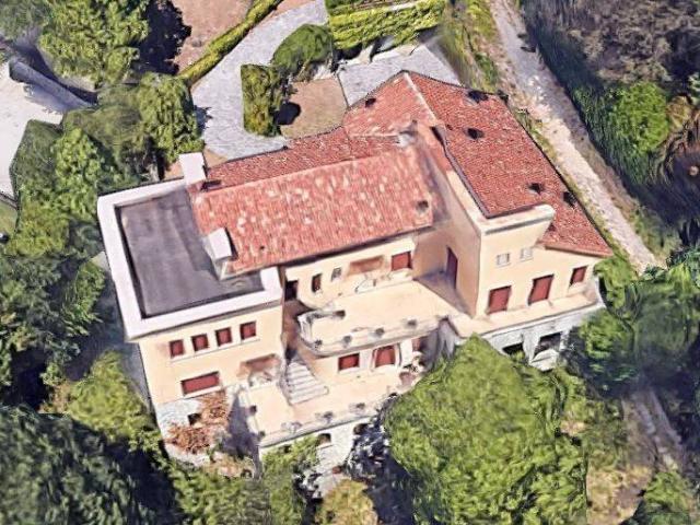 Villa Indipendente in vendita a Brunate, Como
