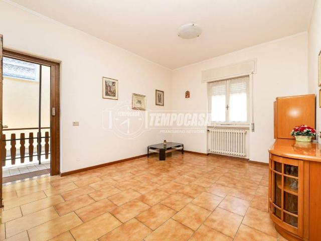 Villa Indipendente in vendita a Brusaporto, Lombardia