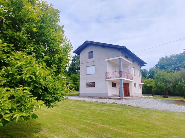 Villa Indipendente in vendita a Balocca Vecchia, Brusnengo
