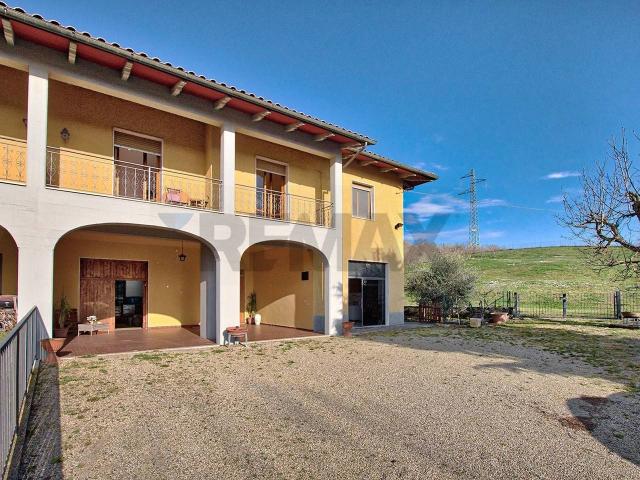 Villa Indipendente in vendita a Bucine, Toscana