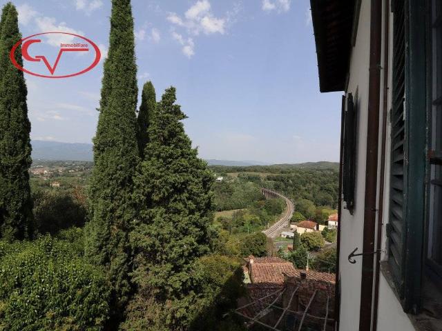 Villa Indipendente in vendita a Bucine, Toscana