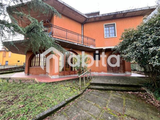 Villa Indipendente in vendita a Bucine, Toscana