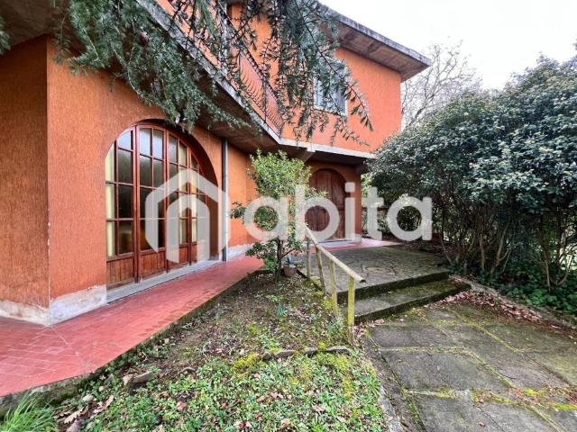 Villa Indipendente in vendita a Bucine, Toscana