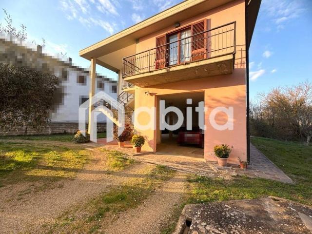 Villa Indipendente in vendita a Bucine, Toscana
