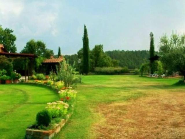 Villa Indipendente in vendita a Bucine, Toscana