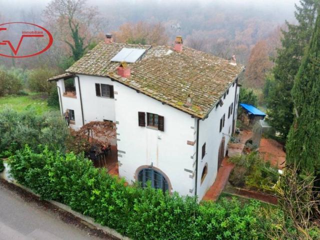 Villa Indipendente in vendita a Bucine, Toscana