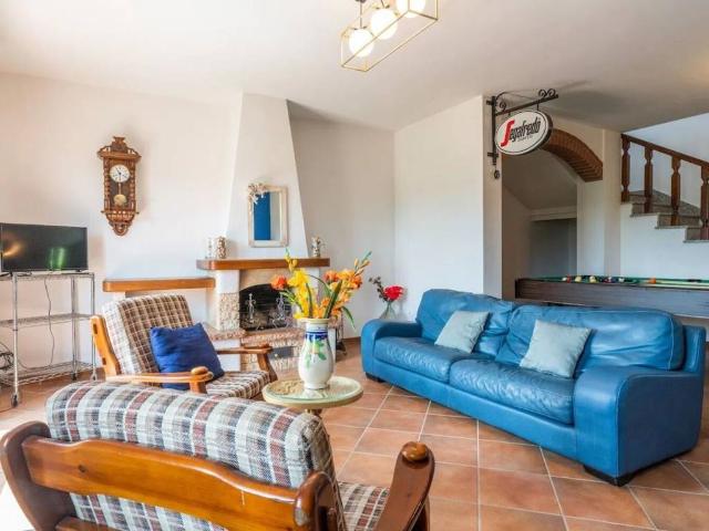 Villa Indipendente in vendita a Bucine, Toscana