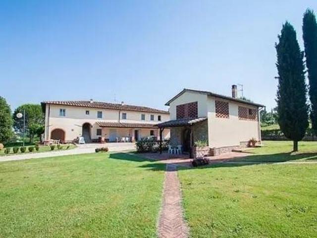 Villa Indipendente in vendita a Pogi, Bucine