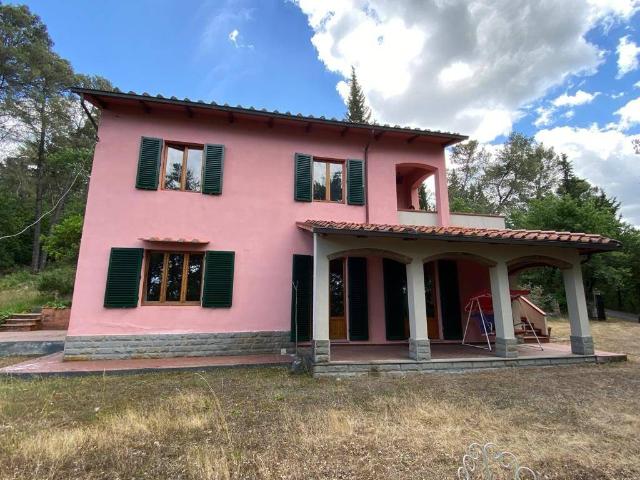 Villa Indipendente in vendita a Bucine, Toscana