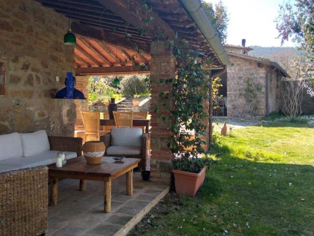 Villa Indipendente in vendita a San Martino, Bucine