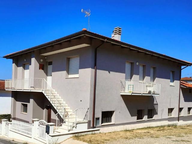 Villa Indipendente in vendita a Bucine, Toscana