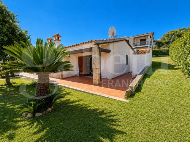 Villa Indipendente in vendita a Porto Ainu, Agrustos