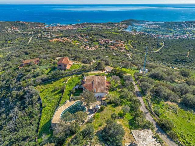 Villa Indipendente in vendita a Agrustos
