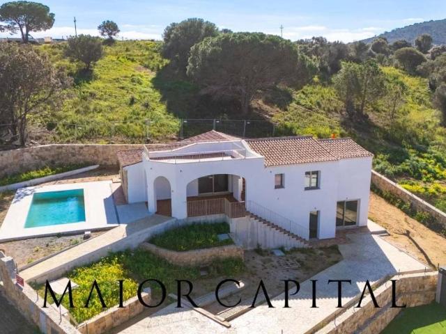 Villa Indipendente in vendita a Porto Ainu, Agrustos