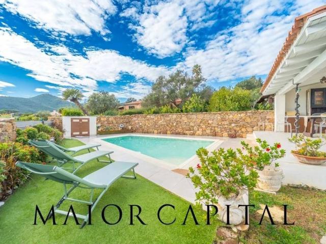Villa Indipendente in vendita a Porto Ainu, Agrustos