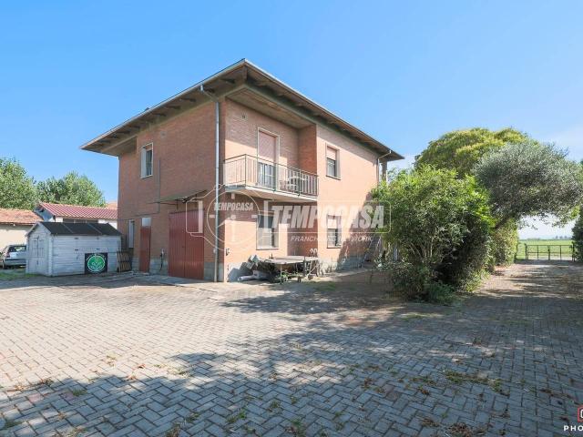 Villa Indipendente in vendita a Unione Terre di Pianura, Budrio
