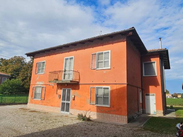 Villa Indipendente in vendita a Budrio, Reggio Emilia