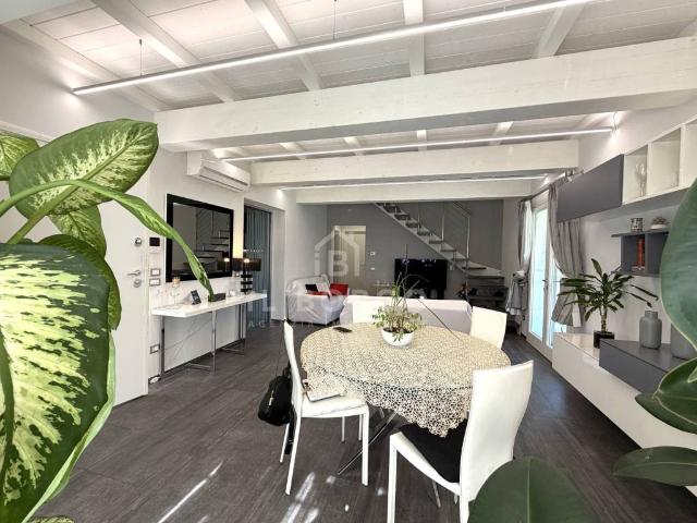 Villa Indipendente in vendita a Santa Maria, Buggiano