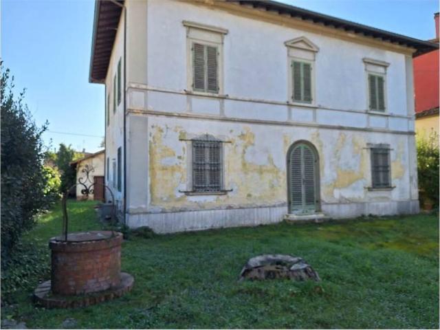 Villa Indipendente in vendita a Santa Maria, Buggiano