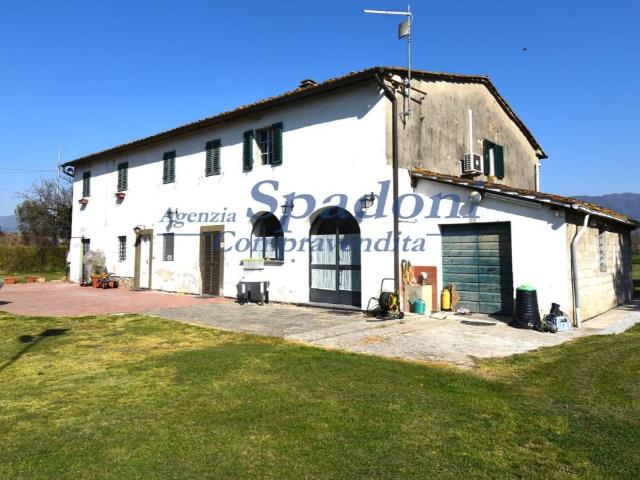 Villa Indipendente in vendita a Santa Maria, Buggiano