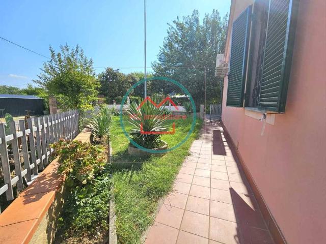 Villa Indipendente in vendita a Santa Maria, Buggiano