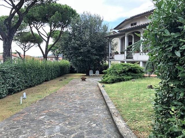 Villa Indipendente in vendita a Santa Maria, Buggiano