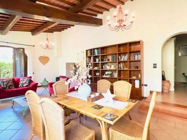 Villa Indipendente in vendita a Stignano, Buggiano