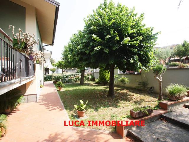 Villa Indipendente in vendita a Santa Maria, Buggiano