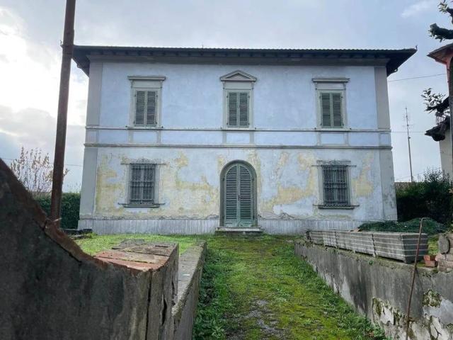 Villa Indipendente in vendita a Santa Maria, Buggiano