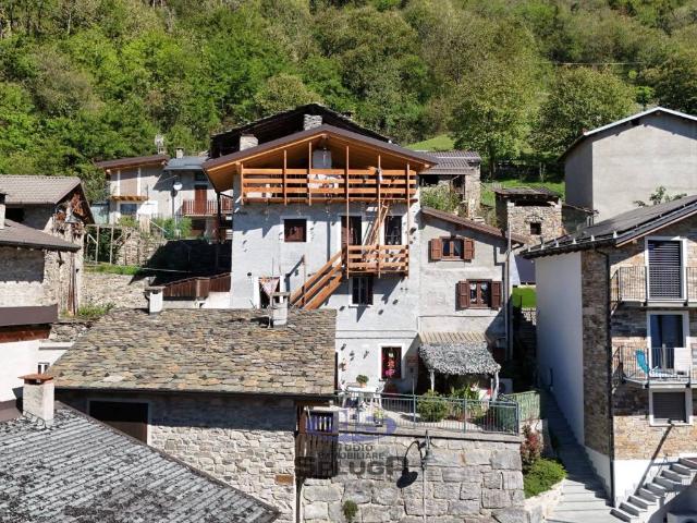 Villa Indipendente in vendita a Località Nansegolo, Buglio In Monte