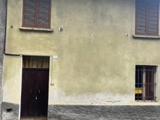 Villa Indipendente in vendita a Località Nansegolo, Buglio In Monte