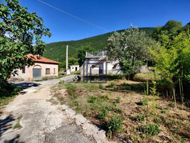 Villa Indipendente in vendita a Bugnara, Abruzzo