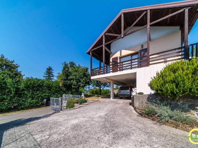 Villa Indipendente in vendita a Buja, Friuli-Venezia Giulia