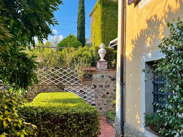 Villa Indipendente in vendita a Buonconvento, Toscana