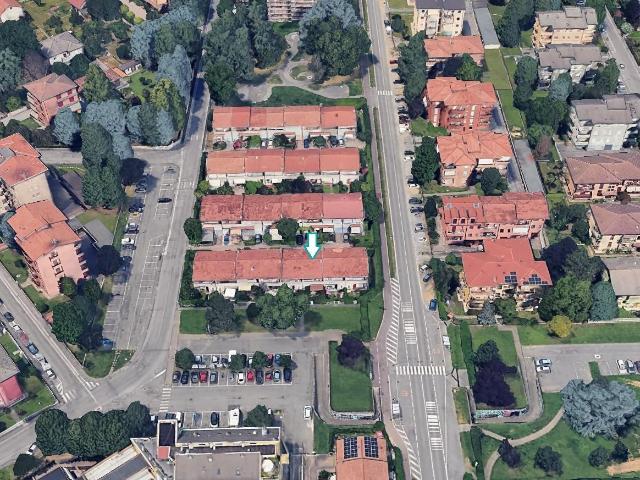 Villa Indipendente in vendita a Burago Di Molgora, Lombardia