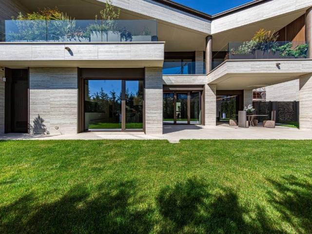 Villa Indipendente in vendita a Burago Di Molgora, Lombardia