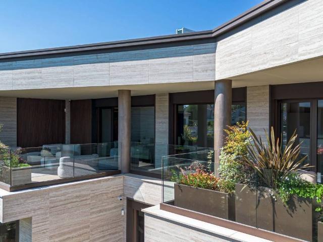 Villa Indipendente in vendita a Burago Di Molgora, Lombardia