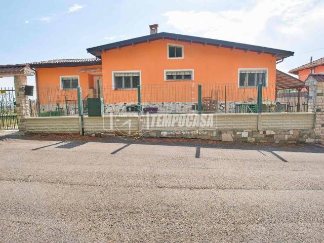 Villa Indipendente in vendita a Piemonte, Vercelli