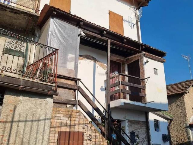 Villa Indipendente in vendita a Busalla, Liguria