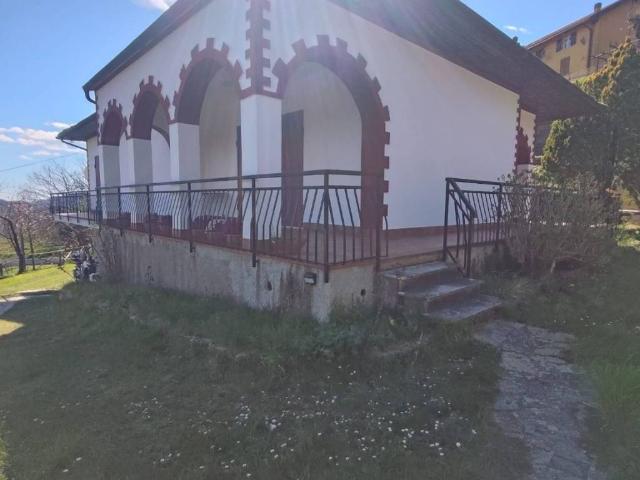 Villa Indipendente in vendita a Busalla, Liguria