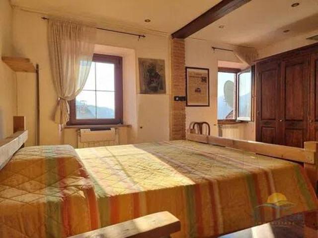 Villa Indipendente in vendita a Busalla, Liguria