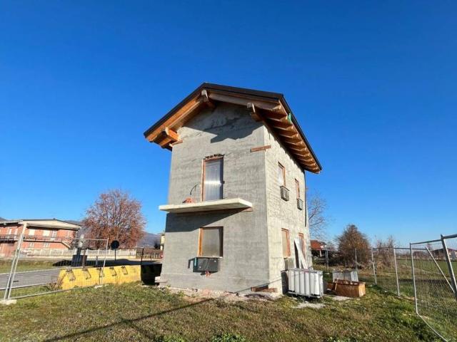 Villa Indipendente in vendita a Frazione Roata Raffo, Piemonte