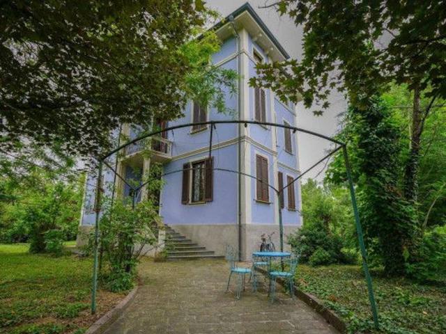Villa Indipendente in vendita a Busseto, Reggio Emilia