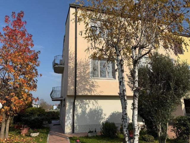 Villa Indipendente in vendita a Busseto, Reggio Emilia