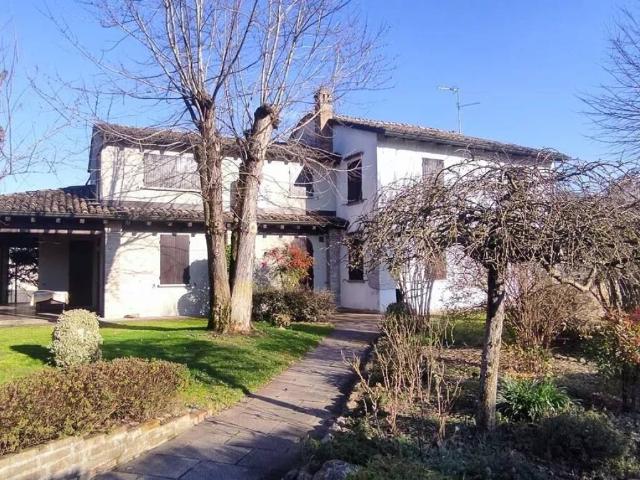 Villa Indipendente in vendita a Busseto, Reggio Emilia
