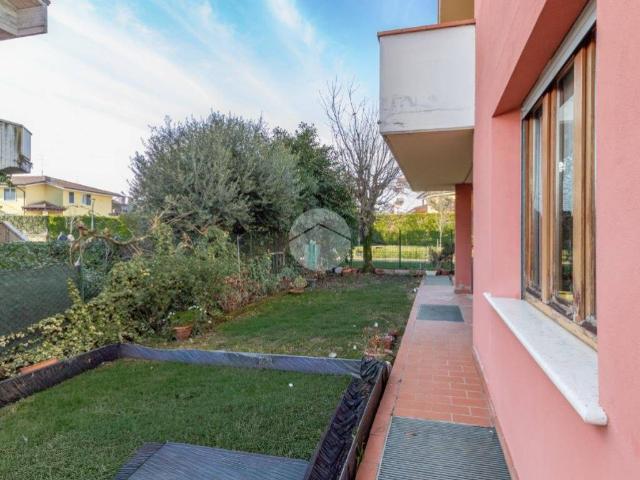 Villa Indipendente in vendita a Bussolengo, Veneto