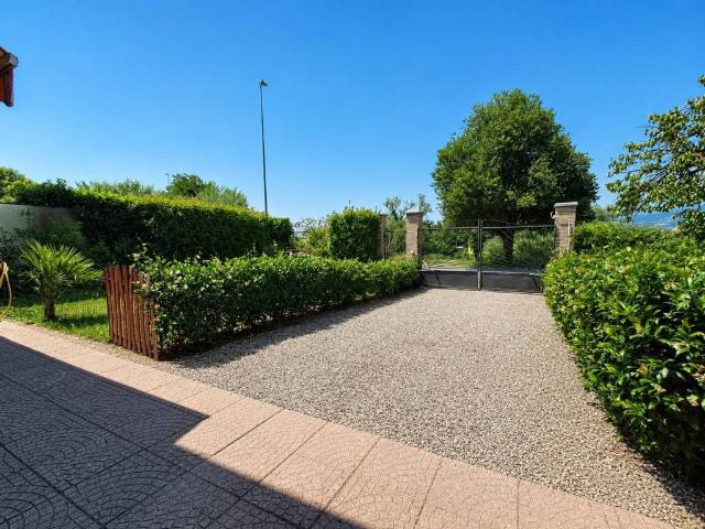 Villa Indipendente in vendita a Bussolengo, Veneto